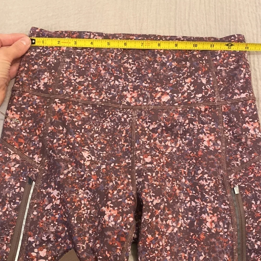 ATHLETA RAINIER PRINTED MESH TIGHT LEGGINGS. Size S . Very good condition - Picture 7 of 10